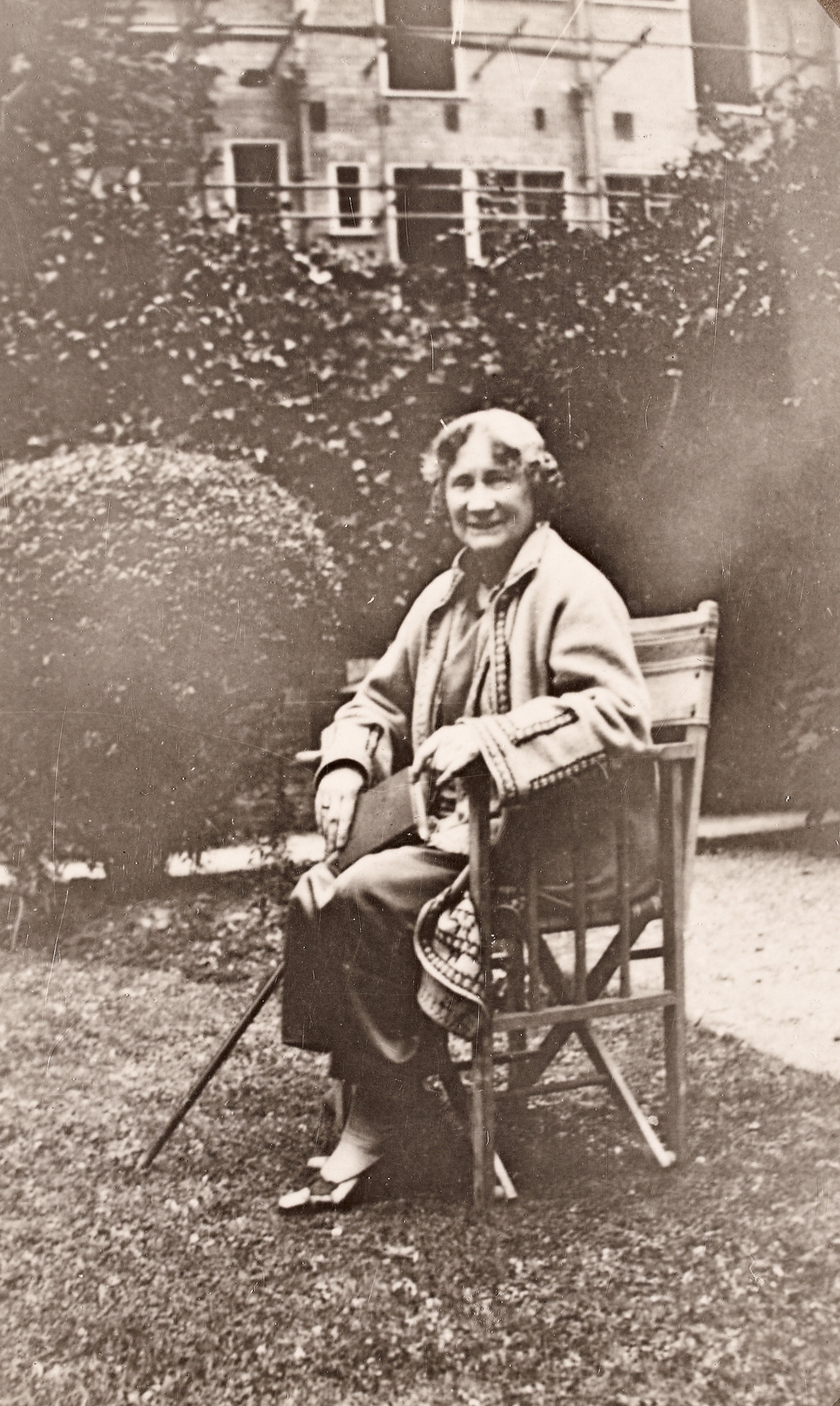 Portrait of Eleanor Hull