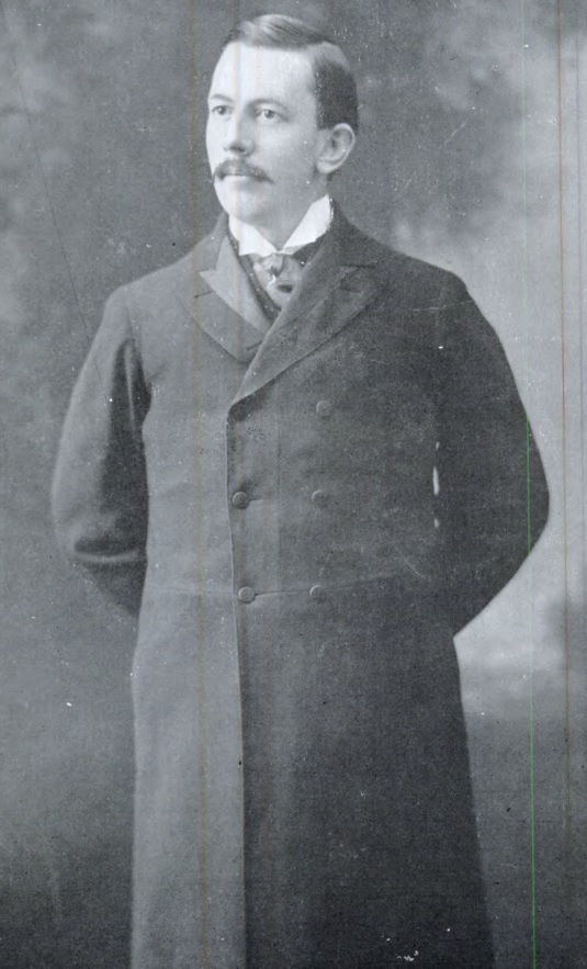 Portrait of Warren K. (Warren King) Moorehead