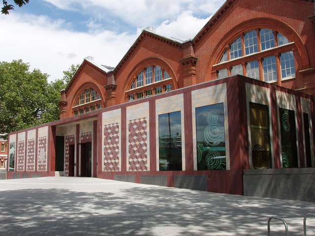 Portrait of Bethnal Green Museum