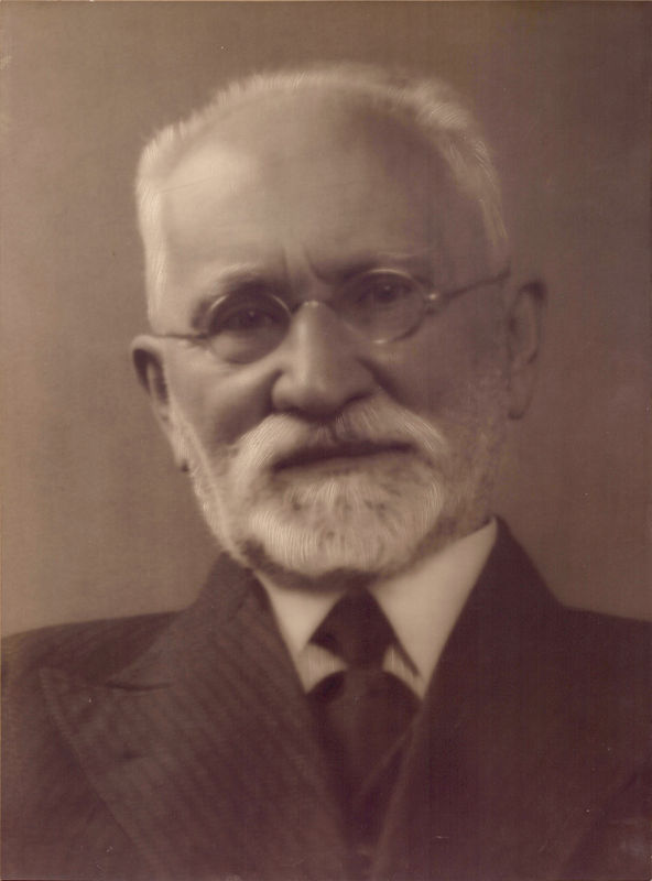 Portrait of Simon Dubnow