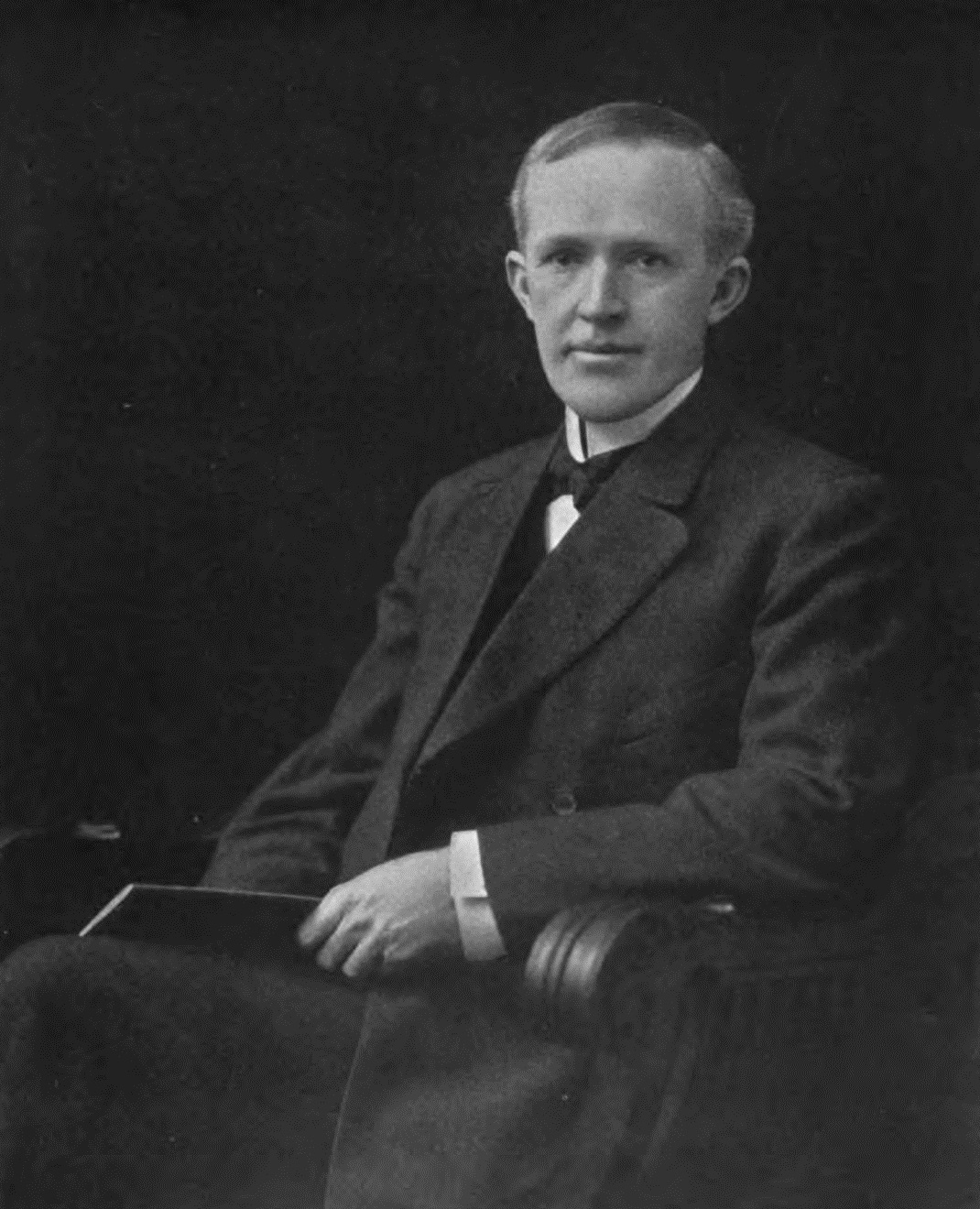 Portrait of Samuel McChord Crothers