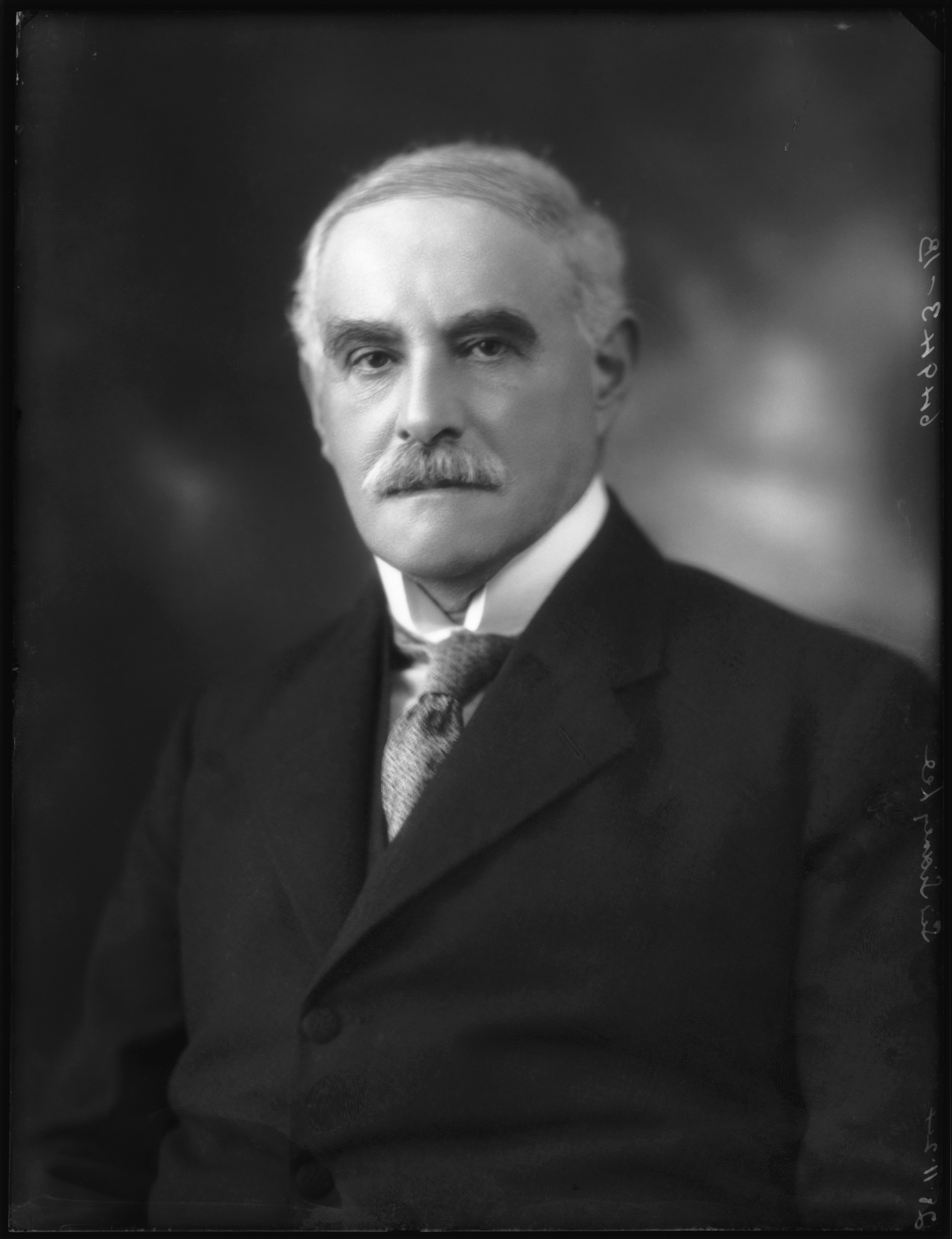 Portrait of Sidney Lee